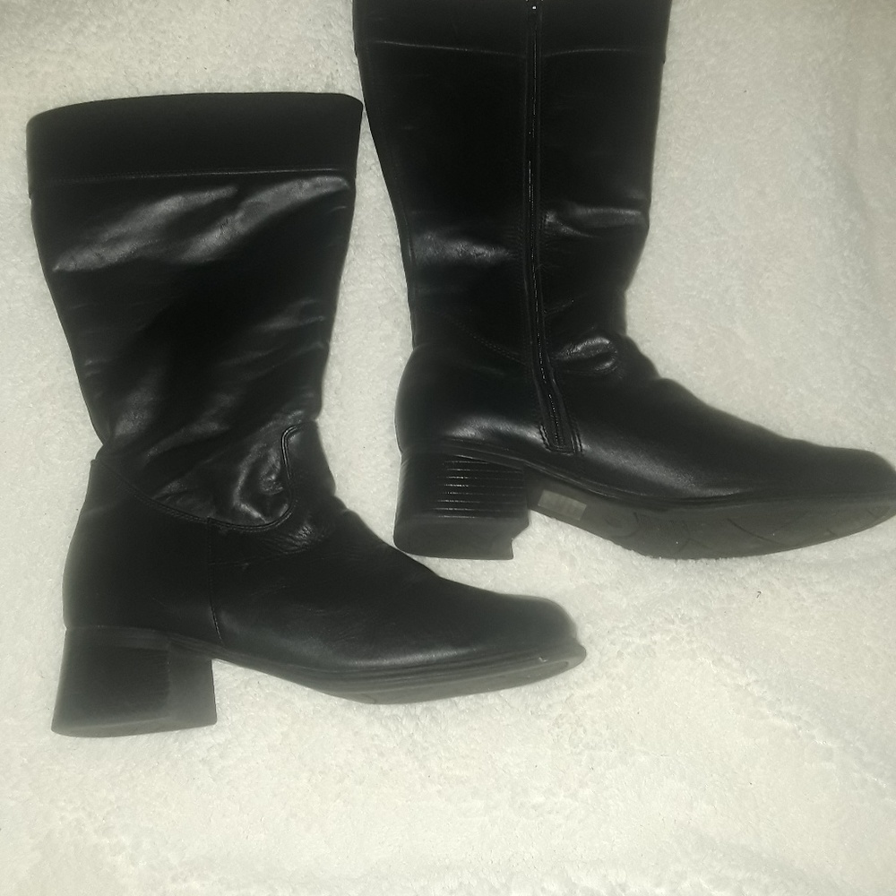 BIJOU New black boots. Women's.  Size 10